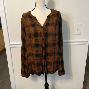Knox Rose Plaid Button Down with Lace Back XXL